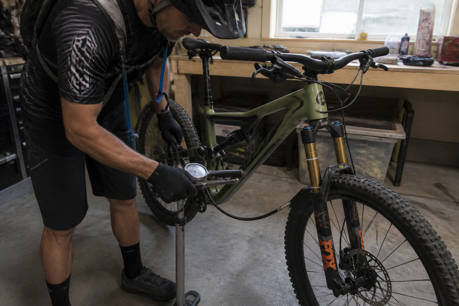 Fourche Fox VTT : quels réglages vérifier avant de toucher aux clics ?