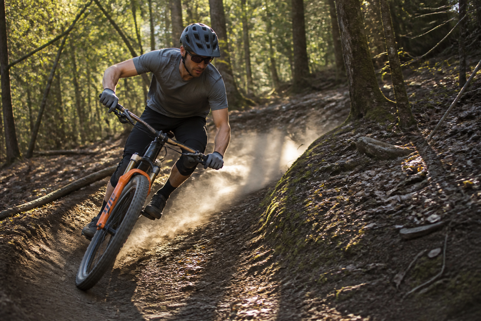 Freinage VTT XC : comment freiner plus tard sans bloquer les roues