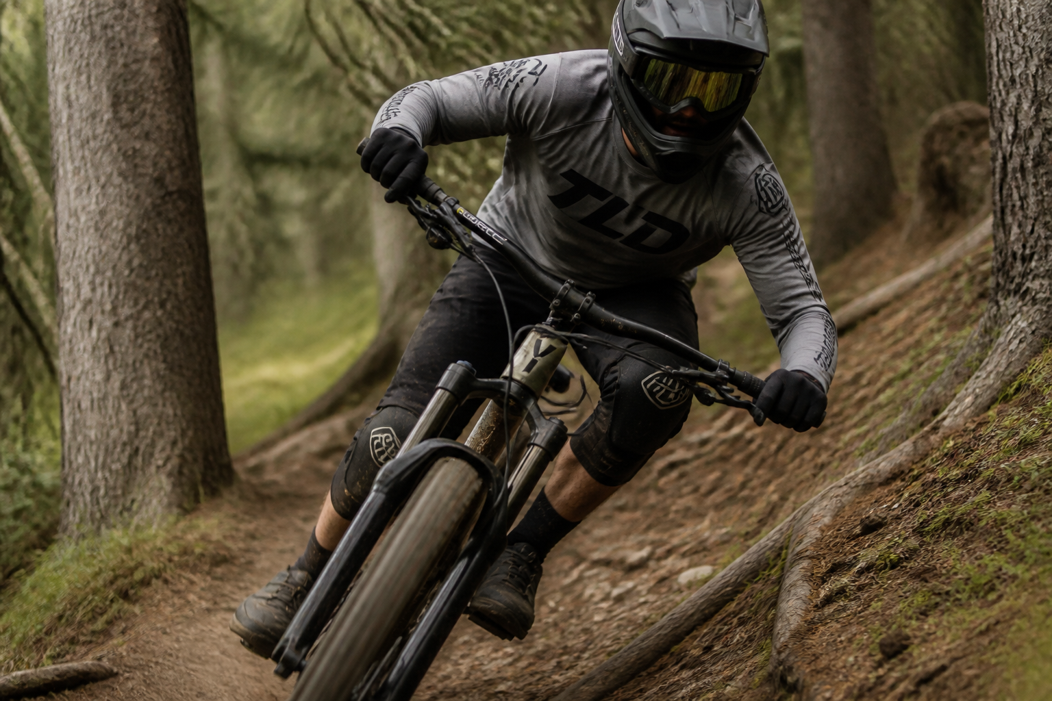 Guidon VTT : quelle largeur choisir pour rouler vite sans perdre le contrôle